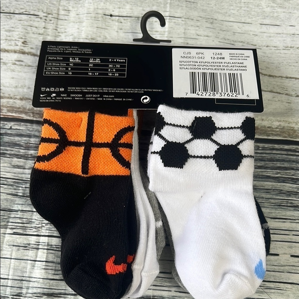 Nike kids’ Ankle Unisex Sport Socks - 6 pack Black, Gray, White,  Sz 12-24m - Picture 3 of 6